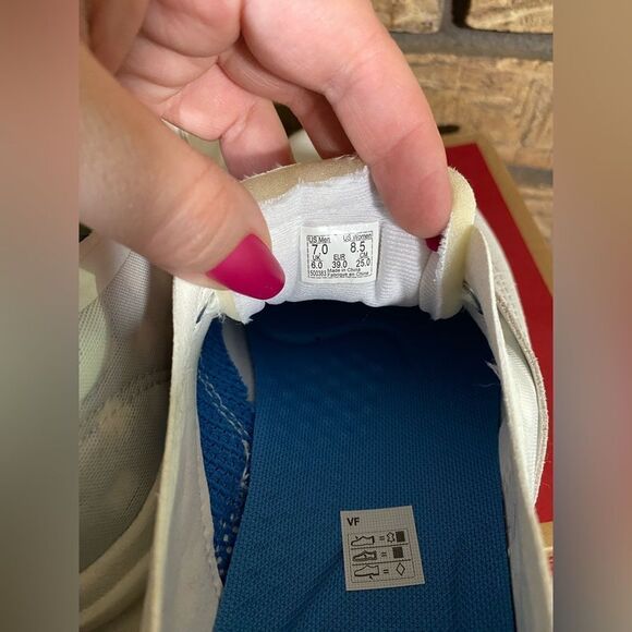New with tags vans - Picture 2 of 5